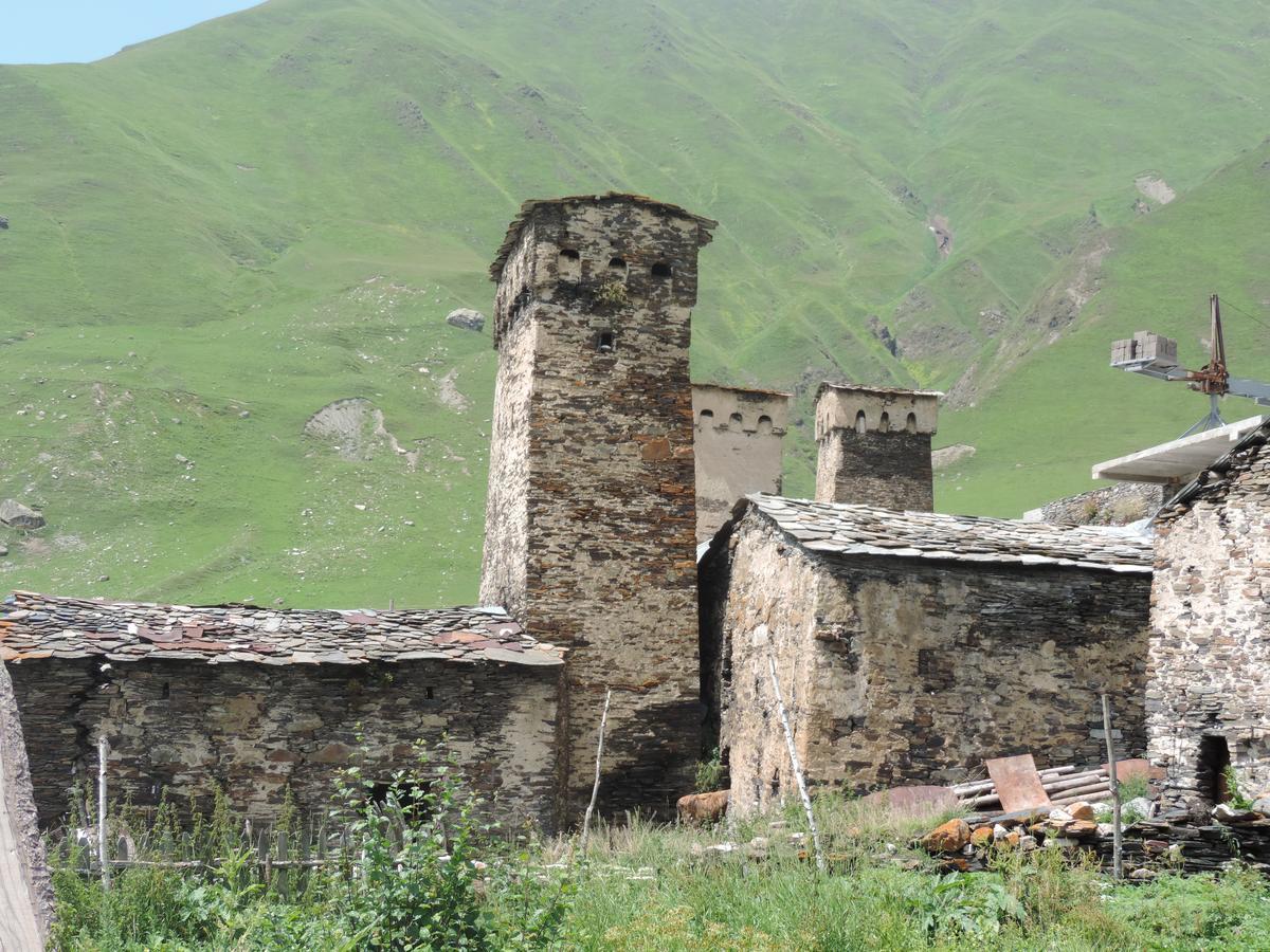 Erasti Guesthouse Usguli Kültér fotó